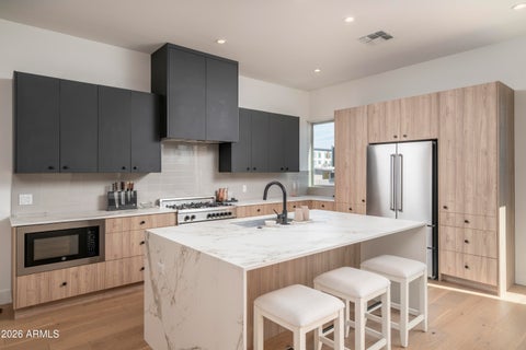 Property photo of 3150 E Glenrosa Avenue 2, Phoenix, AZ 85016