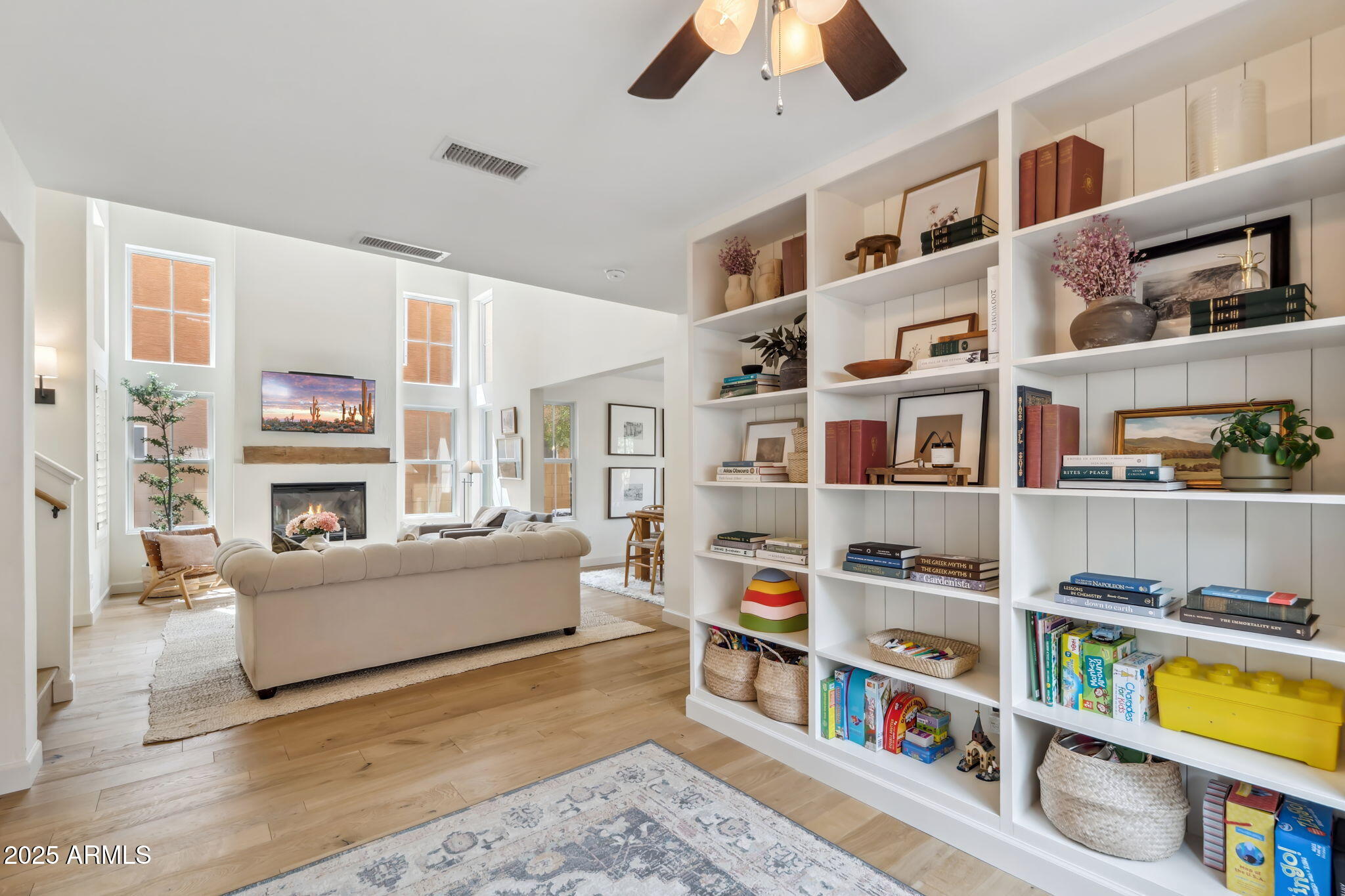 Cave Creek, Arizona 85331, United States, 4 Bedrooms Bedrooms, ,3 BathroomsBathrooms,Residential,Pending,130217