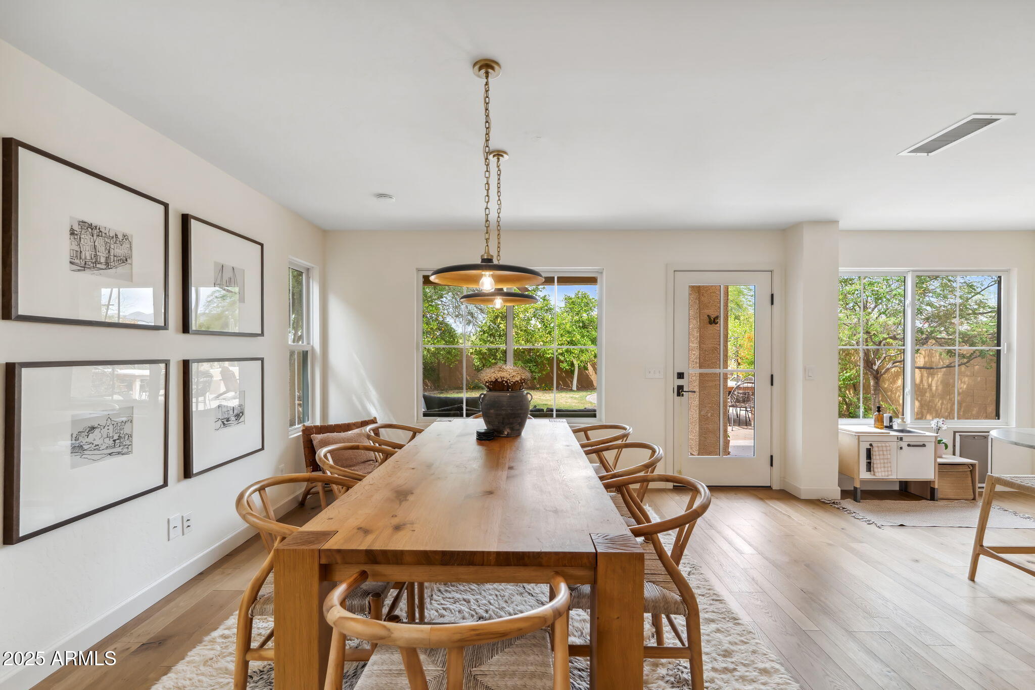 Cave Creek, Arizona 85331, United States, 4 Bedrooms Bedrooms, ,3 BathroomsBathrooms,Residential,Pending,130217