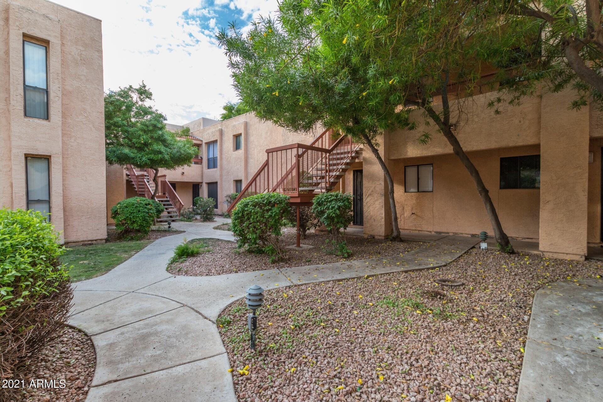 3131 W COCHISE Drive 250
