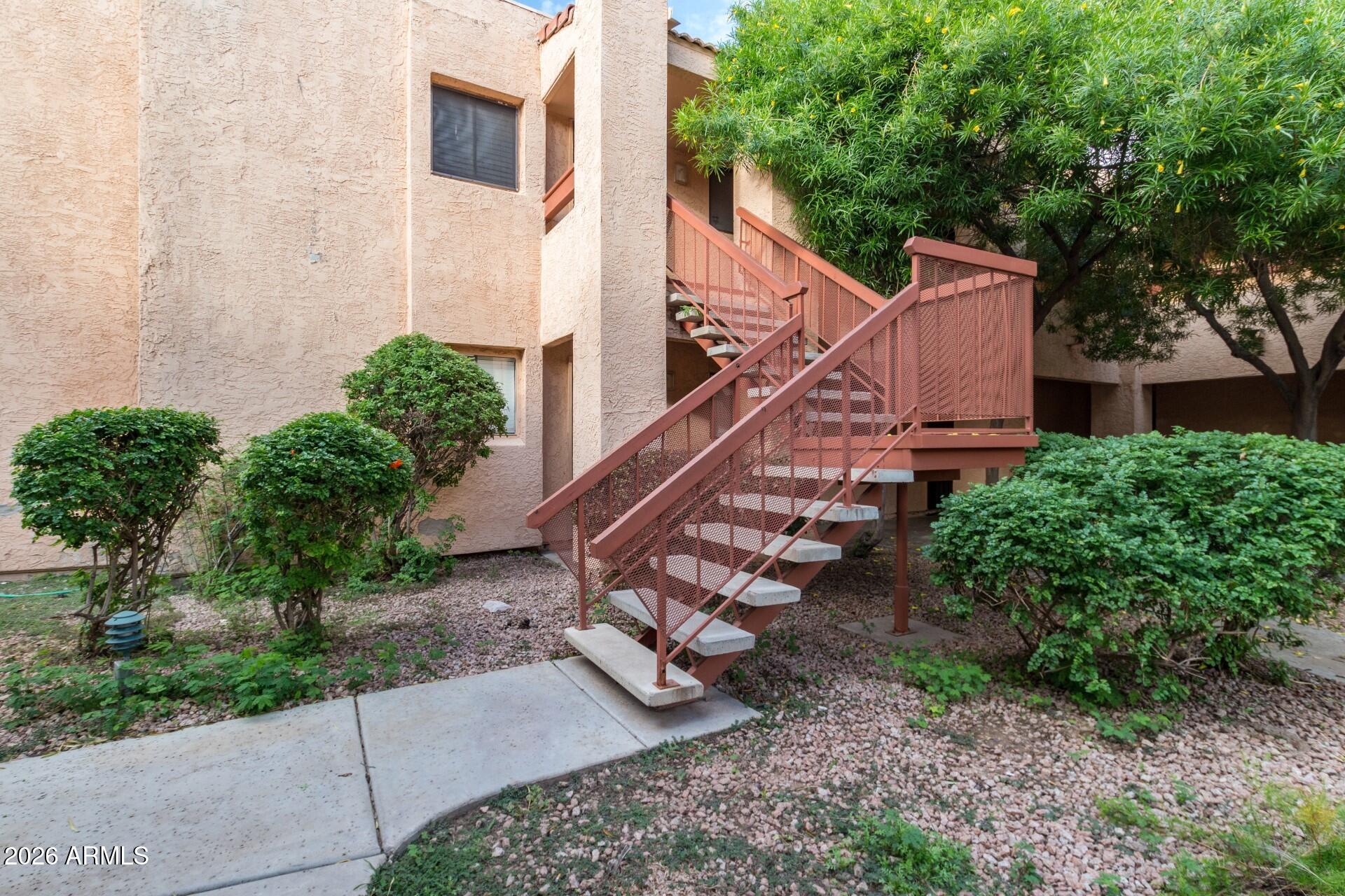 3131 W COCHISE Drive 250