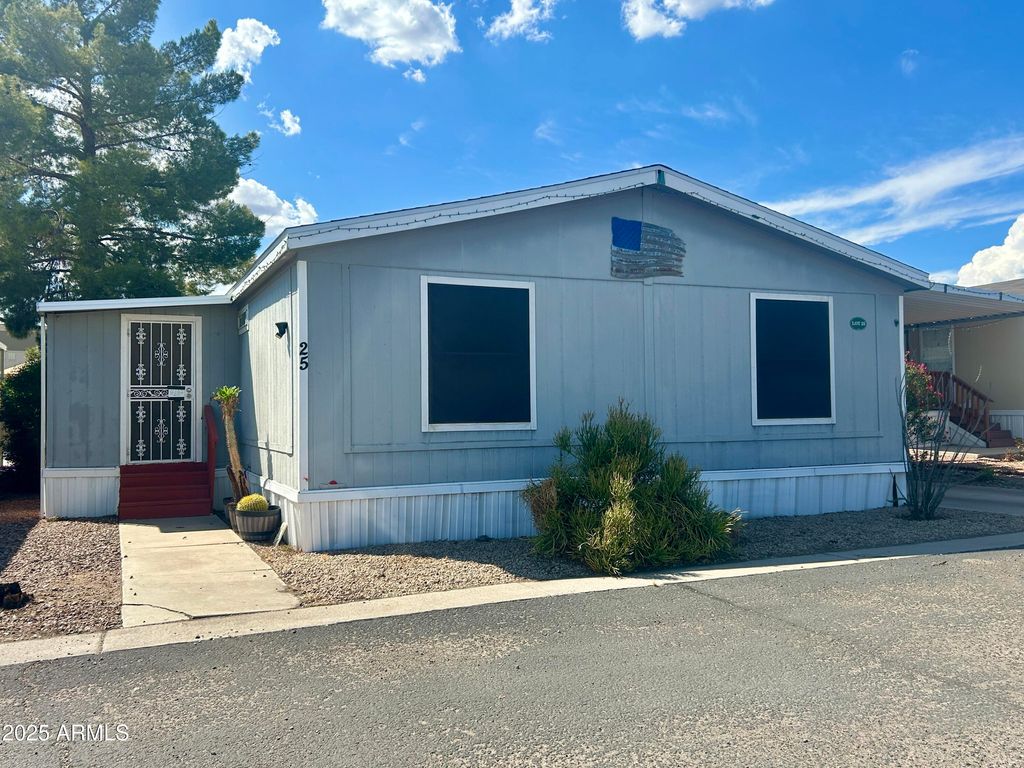 Photo of 12721 W Greenway Road #25, El Mirage, AZ 85335 (MLS # 6916523)