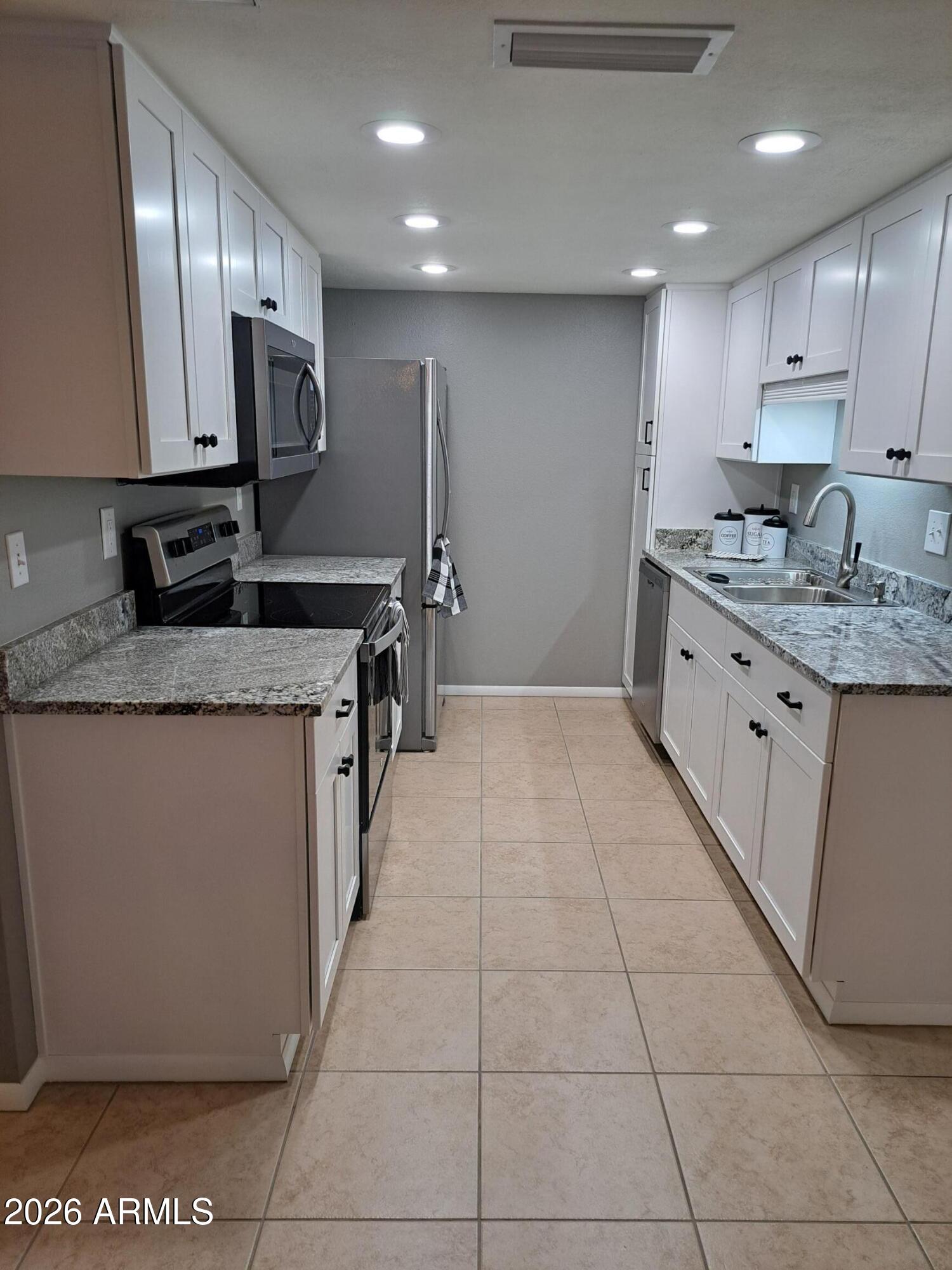 13264 W COUNTRYSIDE Drive W 13264 w