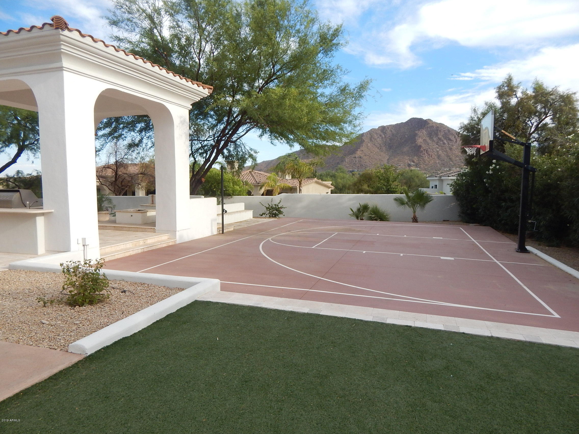 CLUB ESTATES - Residential