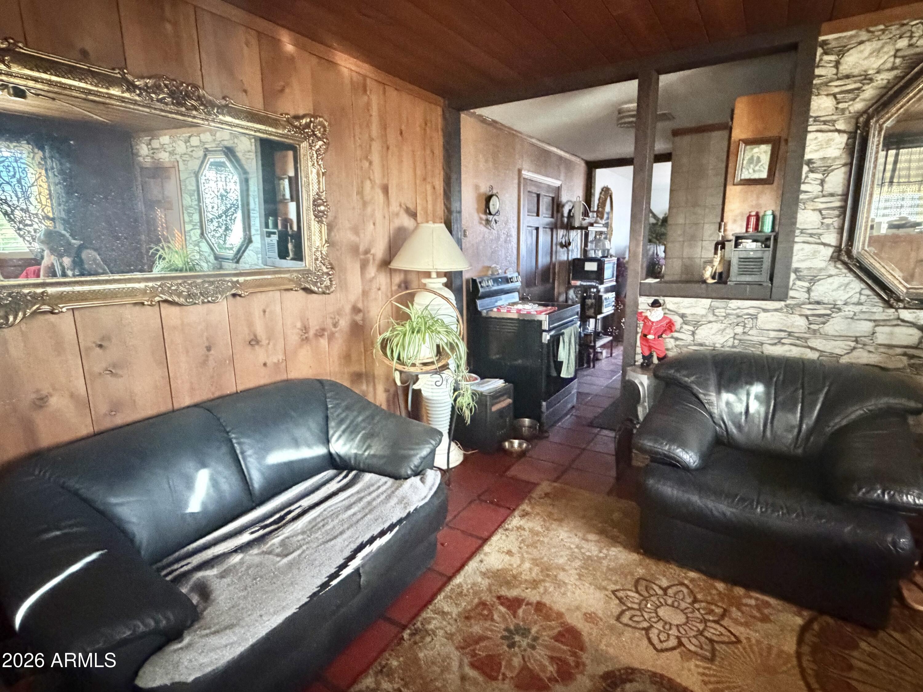 12229 E HIGHWAY 92 --