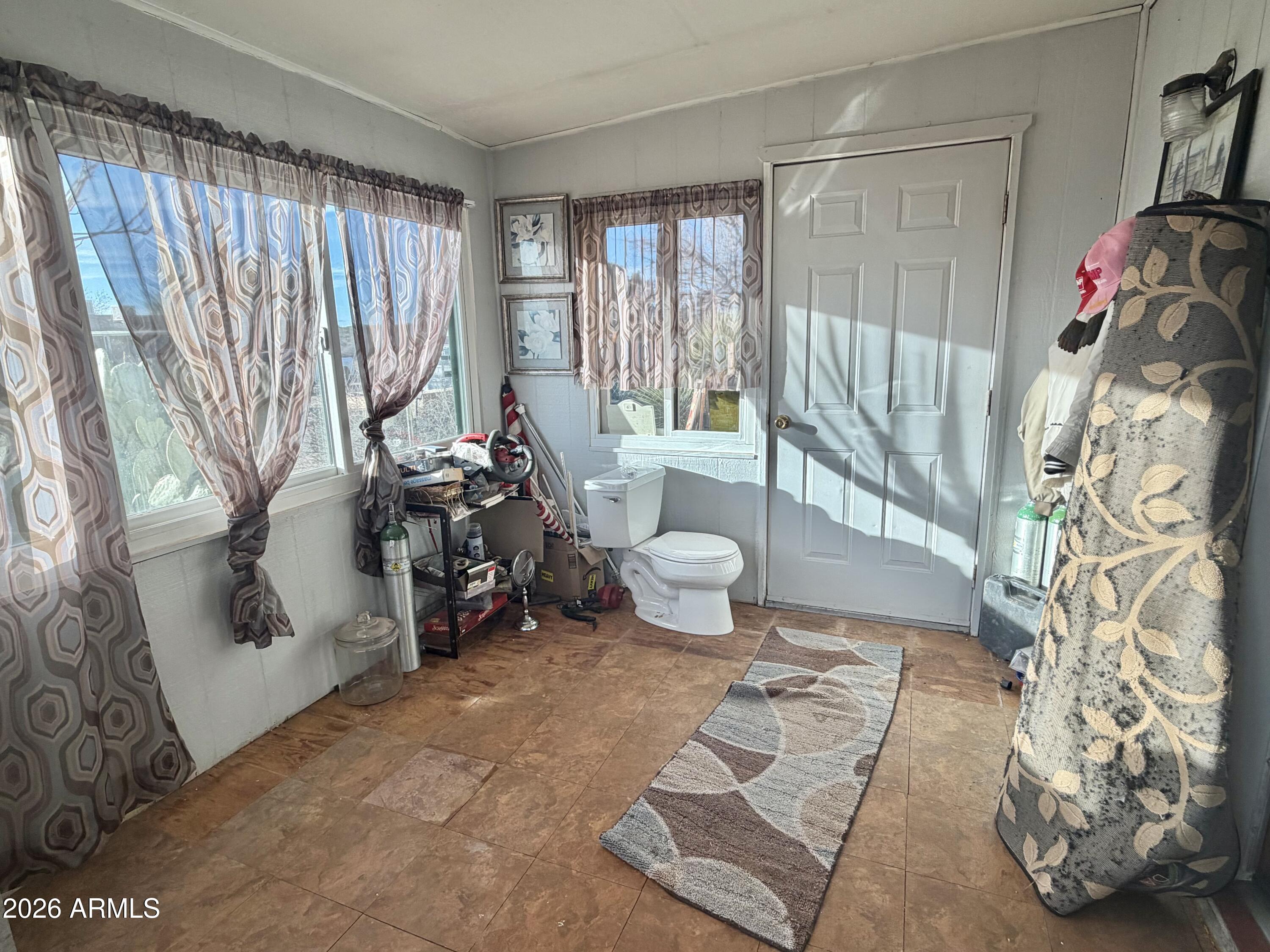 12229 E HIGHWAY 92 --