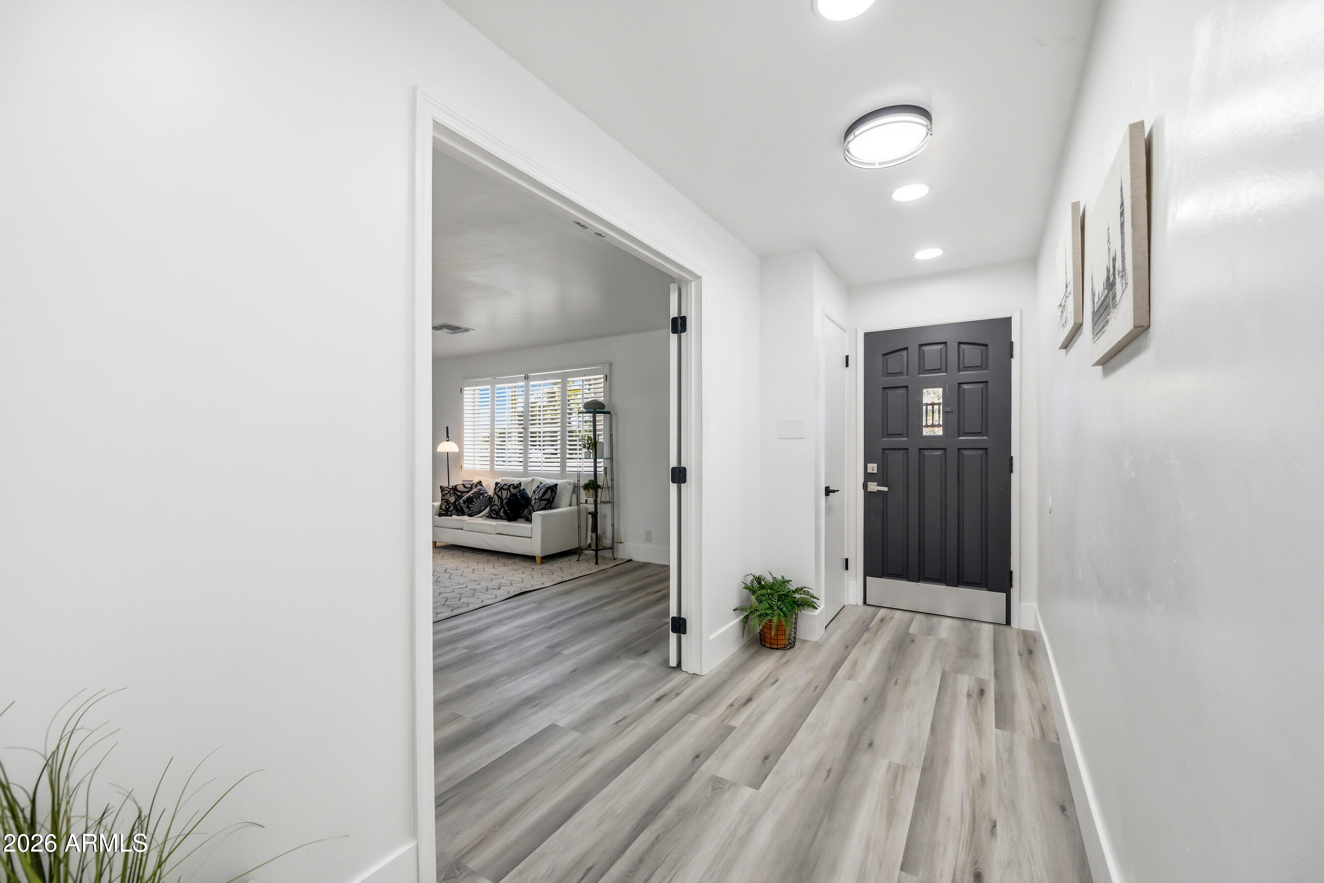 1010 E 6TH Place