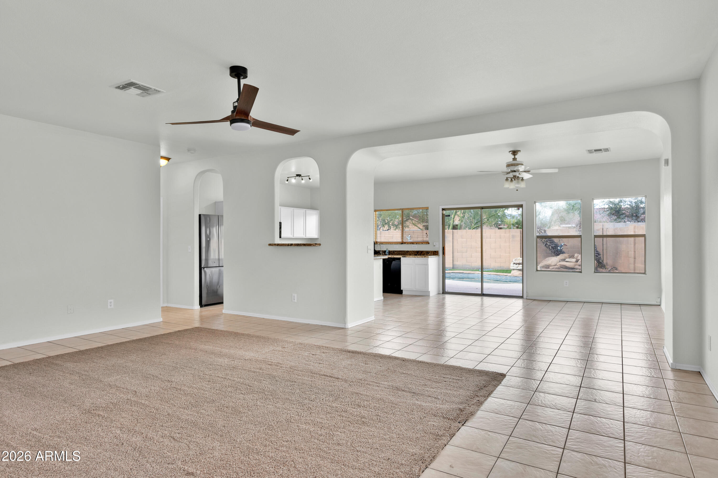 10548 E BRAMBLE Avenue