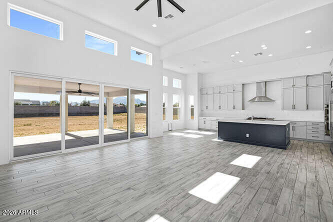 18815 E COUNTRY MEADOWS Court