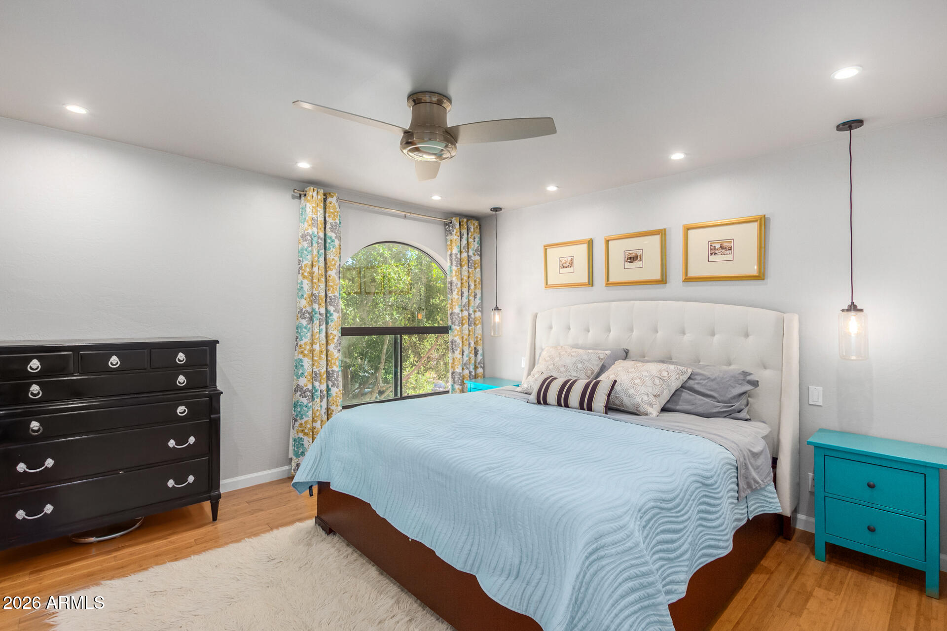 2500 N HAYDEN Road 33