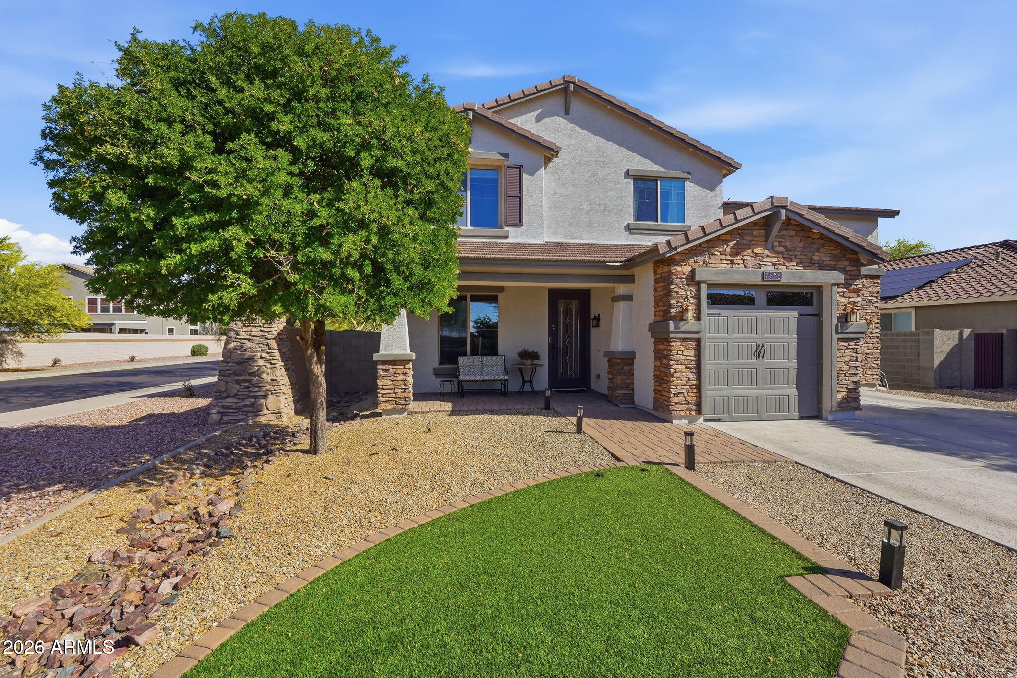 7856 W ROCK SPRINGS Drive