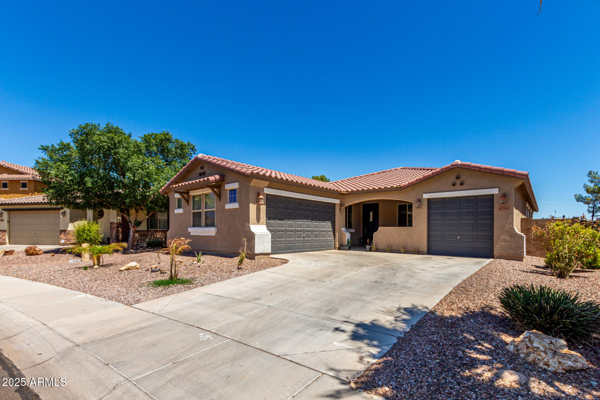 42366 W CHIMAYO Drive