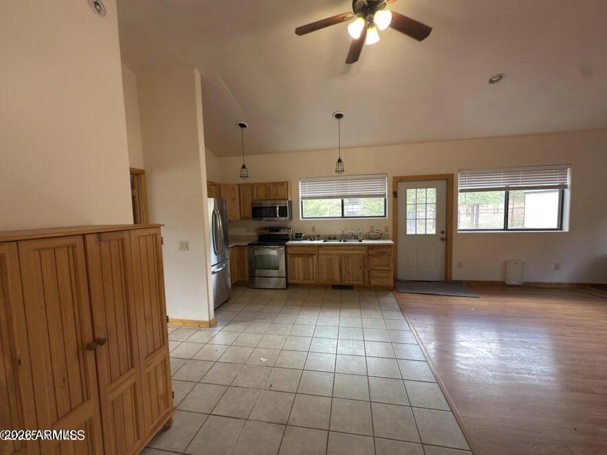 SHERWOOD FOREST ESTATES - Residential