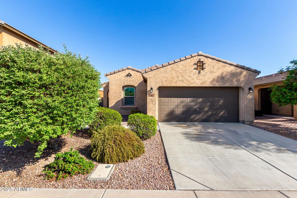 Photo of 896 E Jacob Street, Chandler, AZ 85225 (MLS # 6921464)