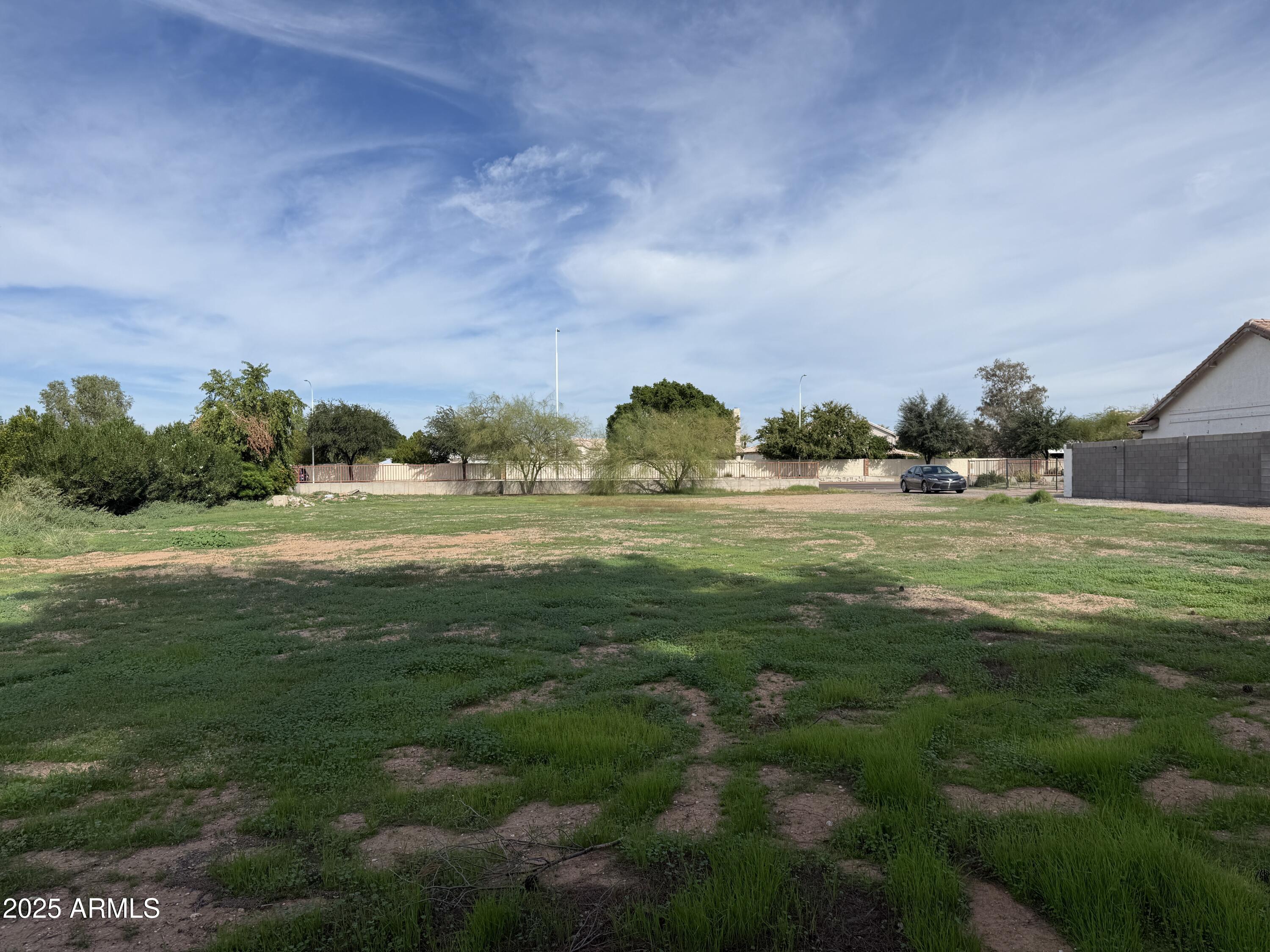 1605 E CHANDLER Boulevard 26