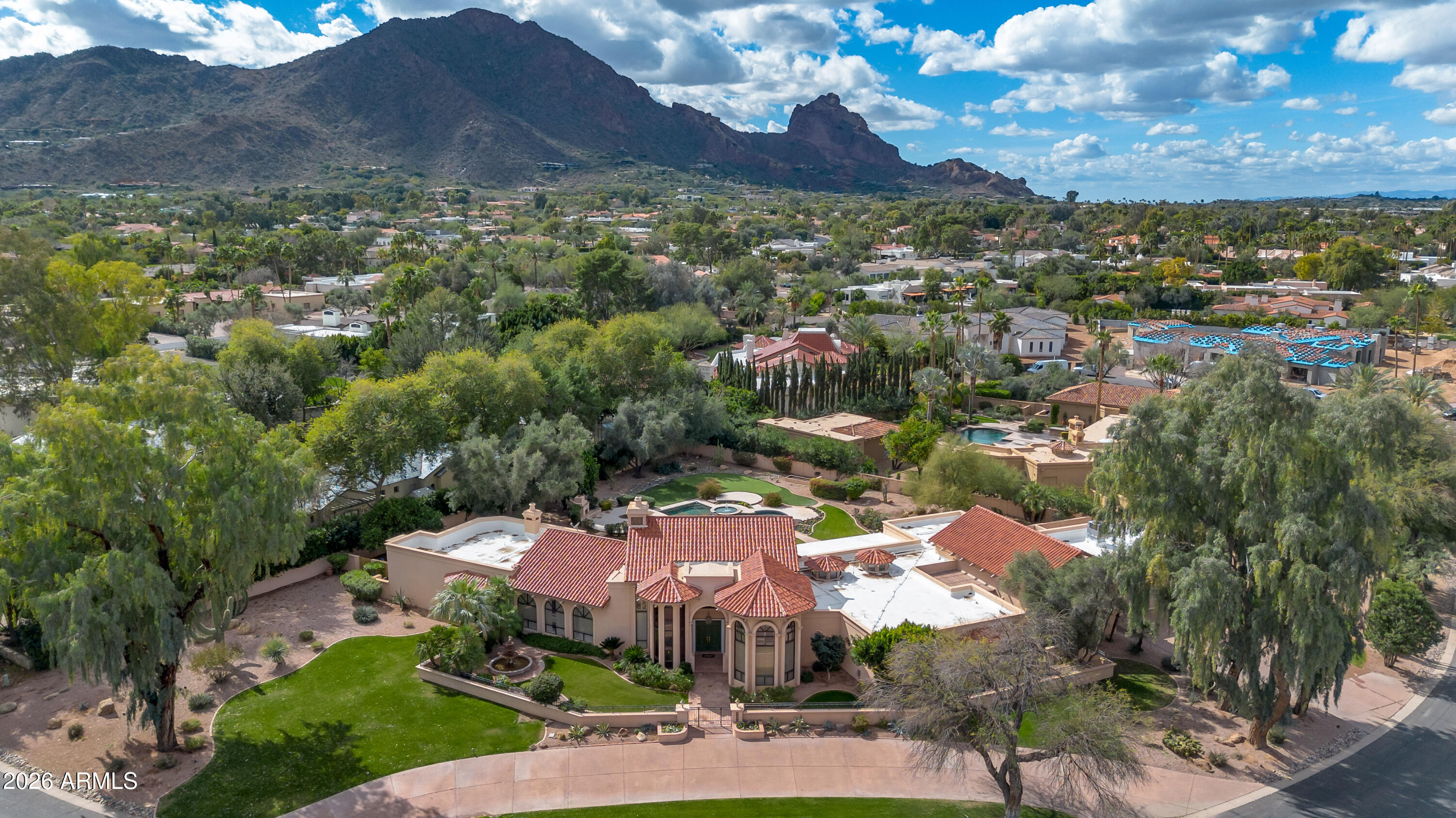 6301 E HUNTRESS Drive