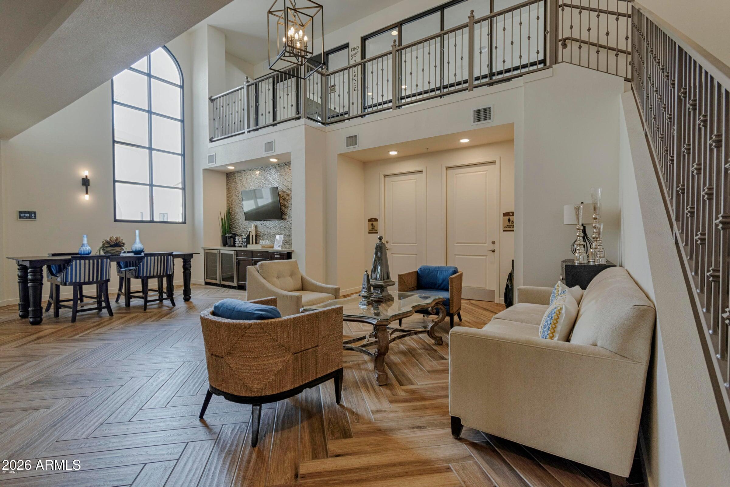 2511 W QUEEN CREEK Road W 260