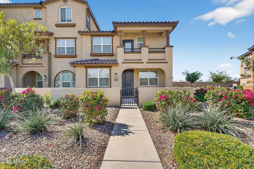 Photo of 1255 N Arizona Avenue #1354, Chandler, AZ 85225 (MLS # 6993869)