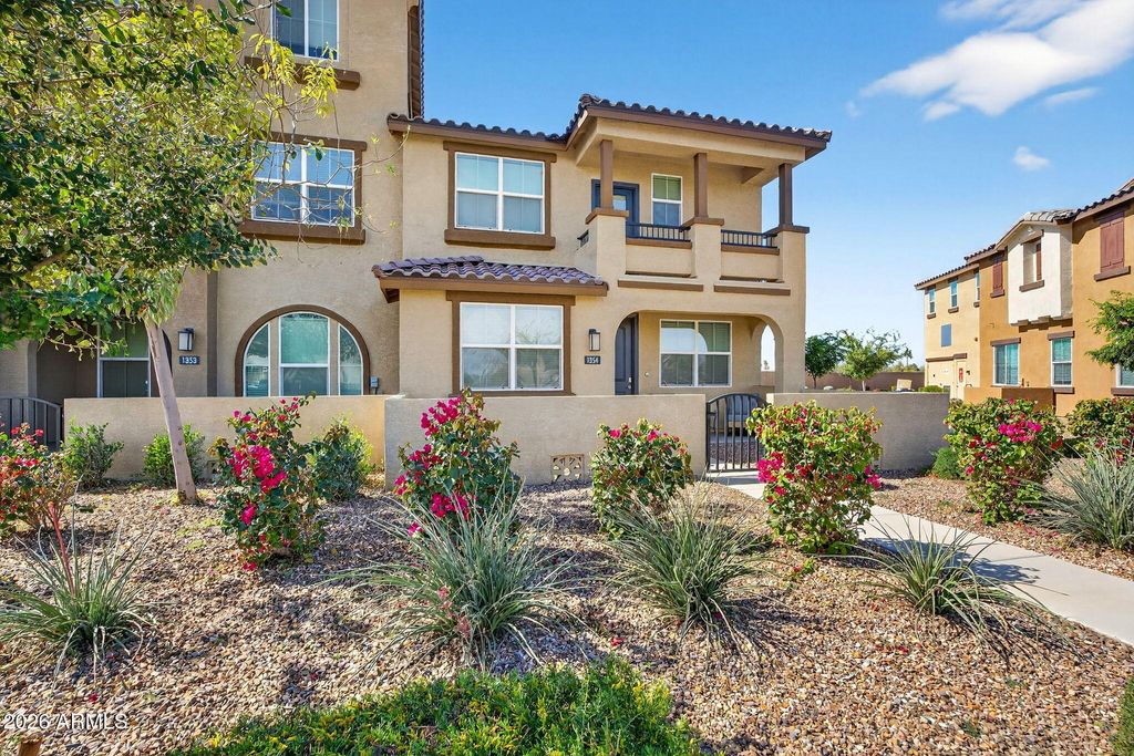 Photo of 1255 N Arizona Avenue #1354, Chandler, AZ 85225 (MLS # 6993869)