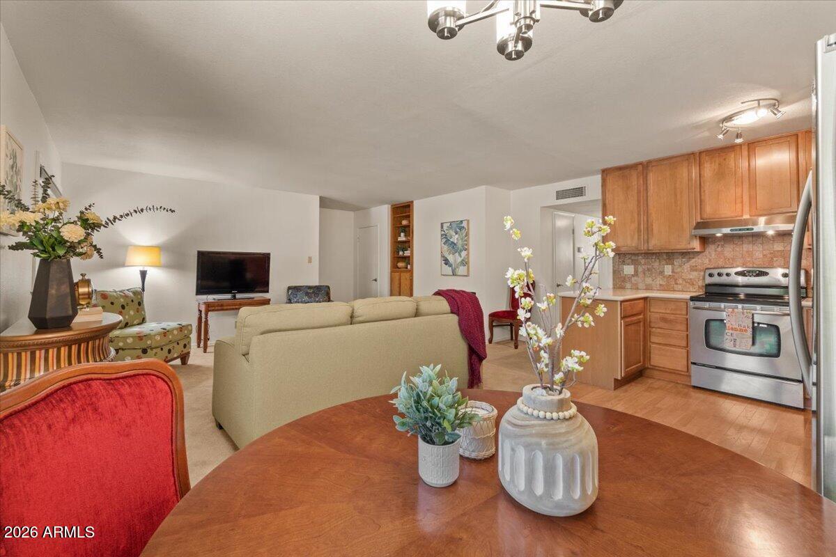 SPENGLER CONDOMINIUMS AMD - Residential