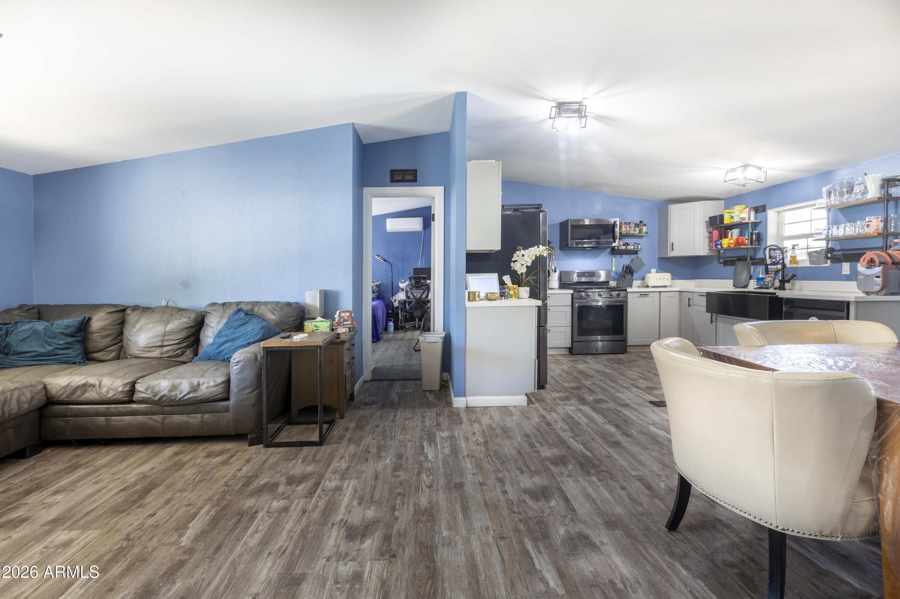 8401 N 67Th Avenue 105