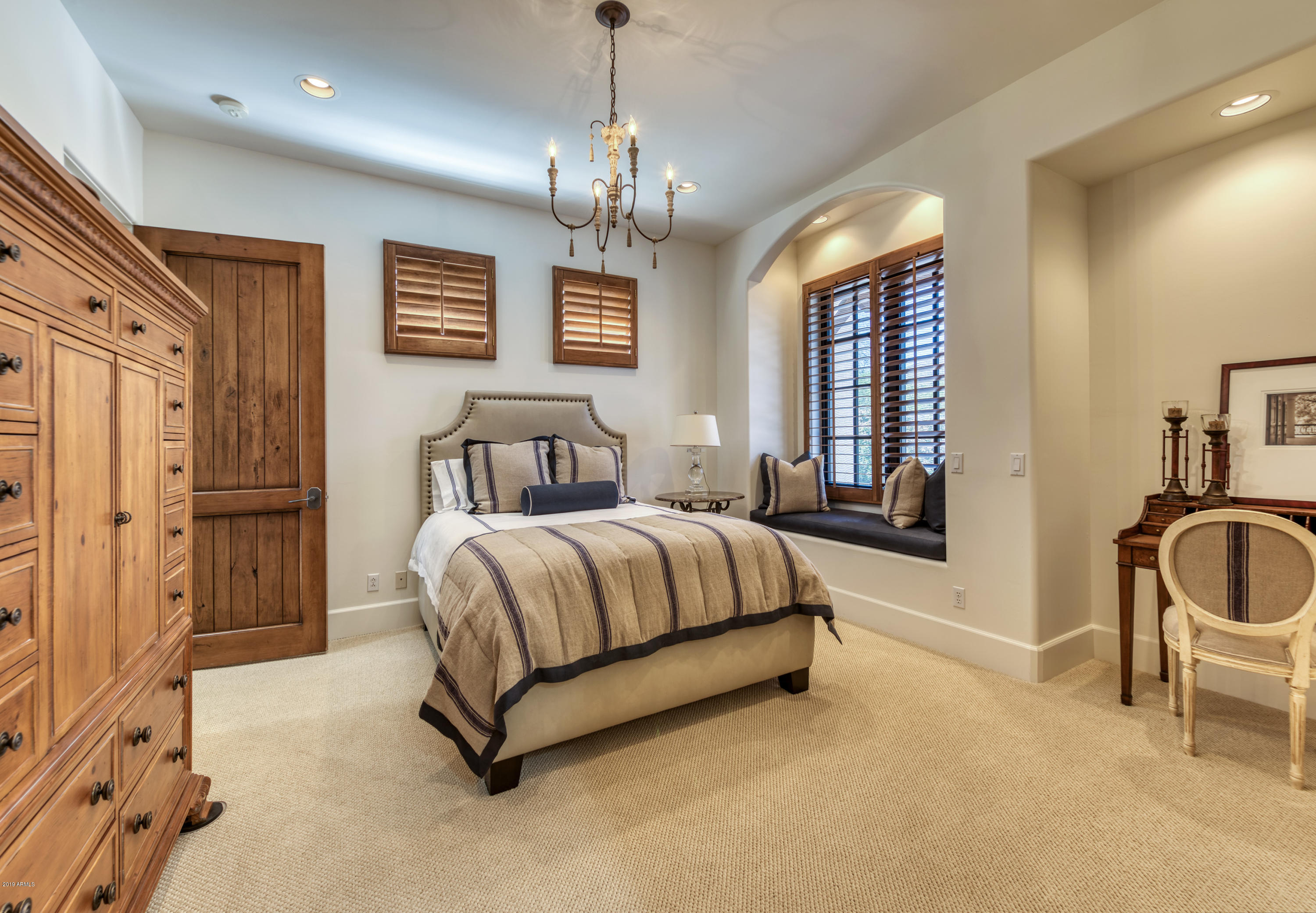 GROSSE POINTE HIGHLANDS - Residential