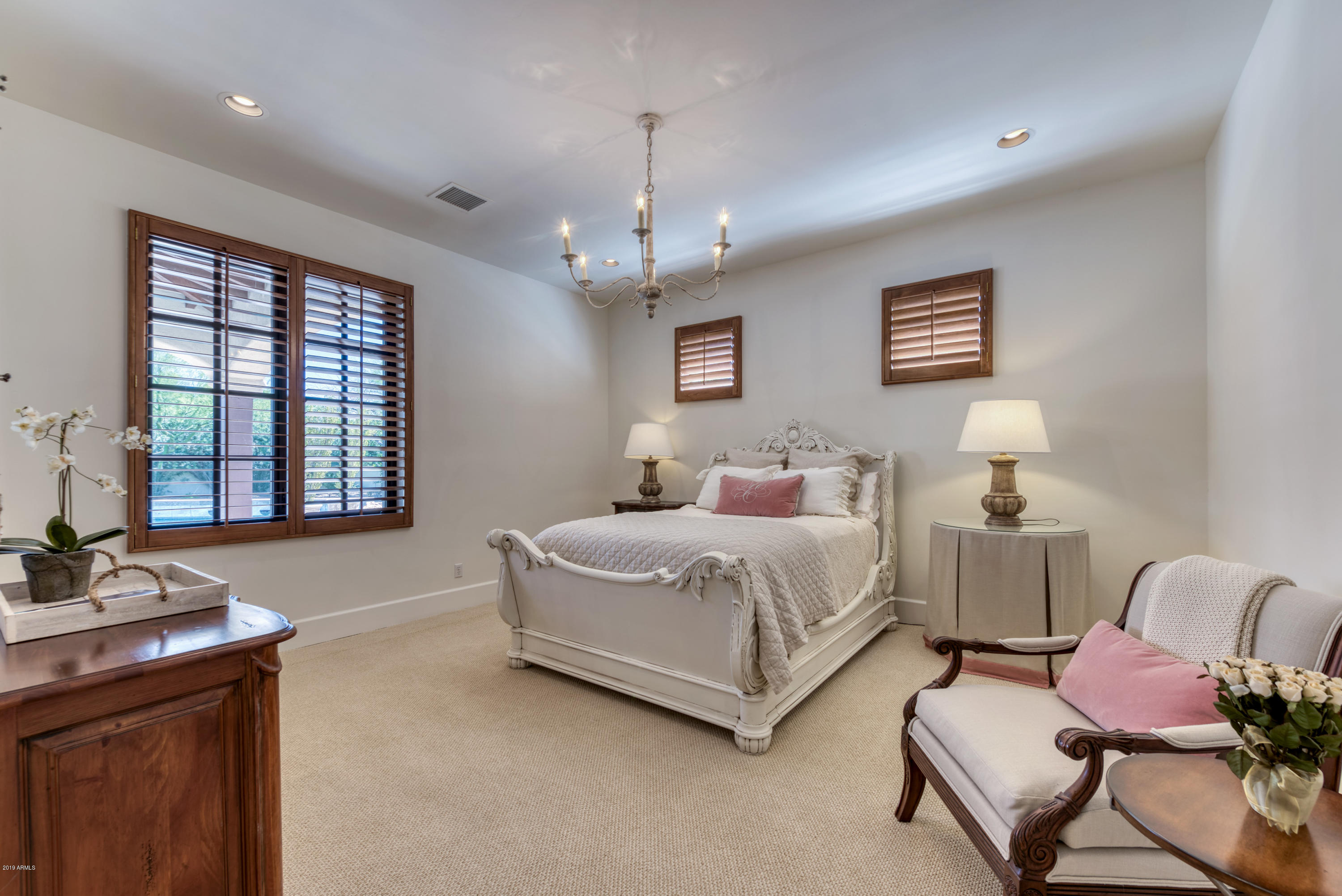 GROSSE POINTE HIGHLANDS - Residential