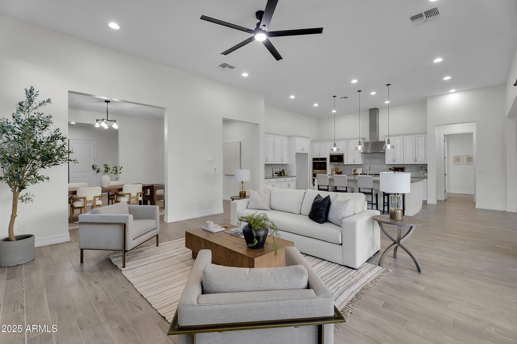 Photo of 3648 E Arabian Drive, Gilbert, AZ 85296 (MLS # 6954195)