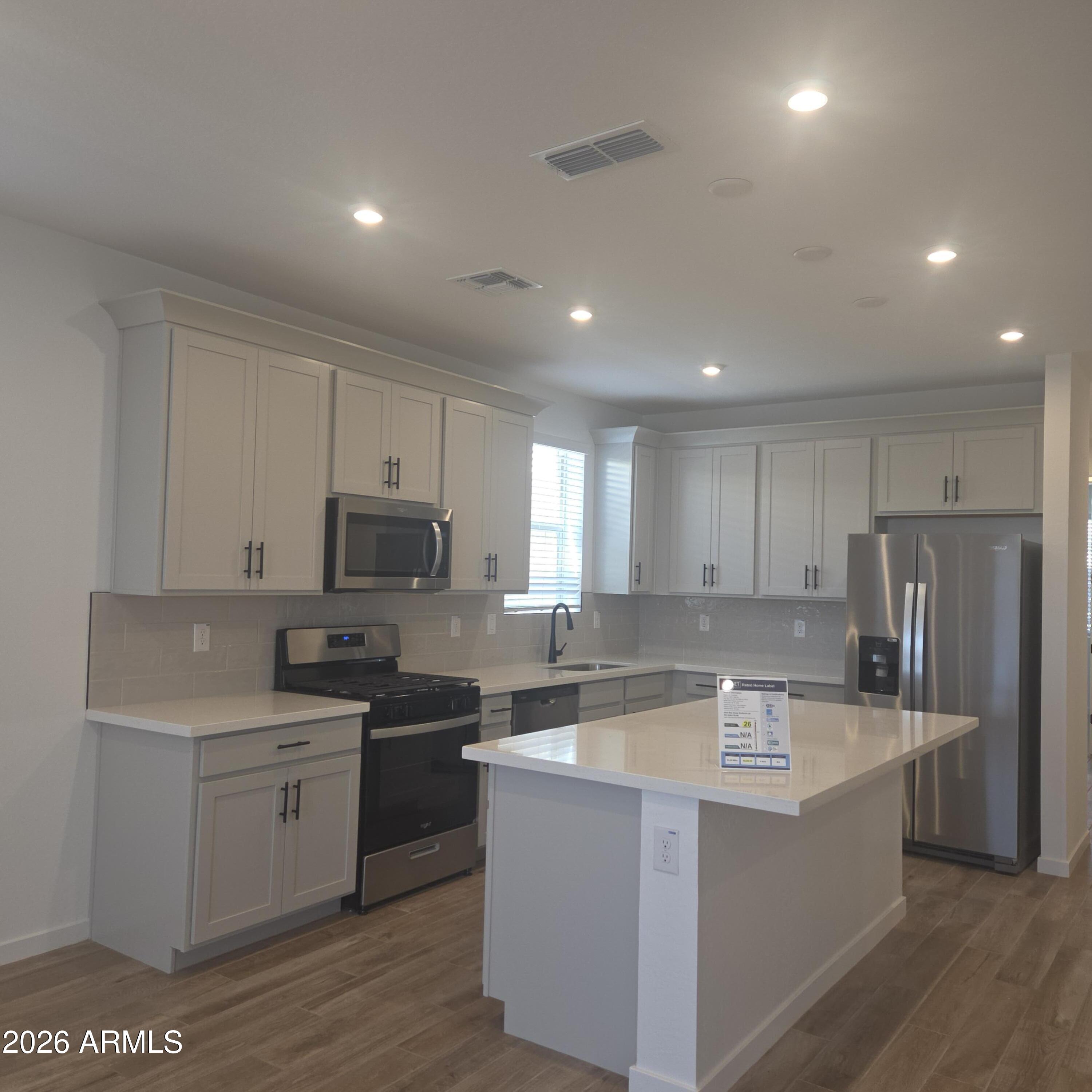 2995 E Villa Avenue