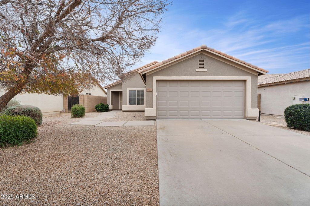 Photo of 9261 W Potter Drive, Peoria, AZ 85382 (MLS # 6962396)