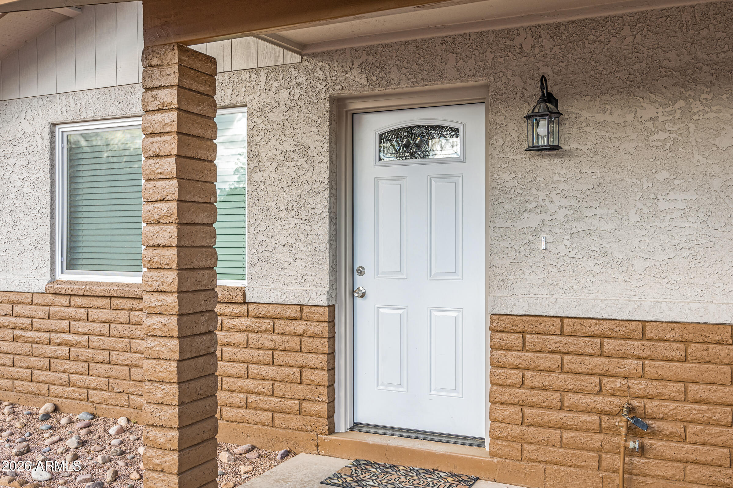 102 E JASMINE Street