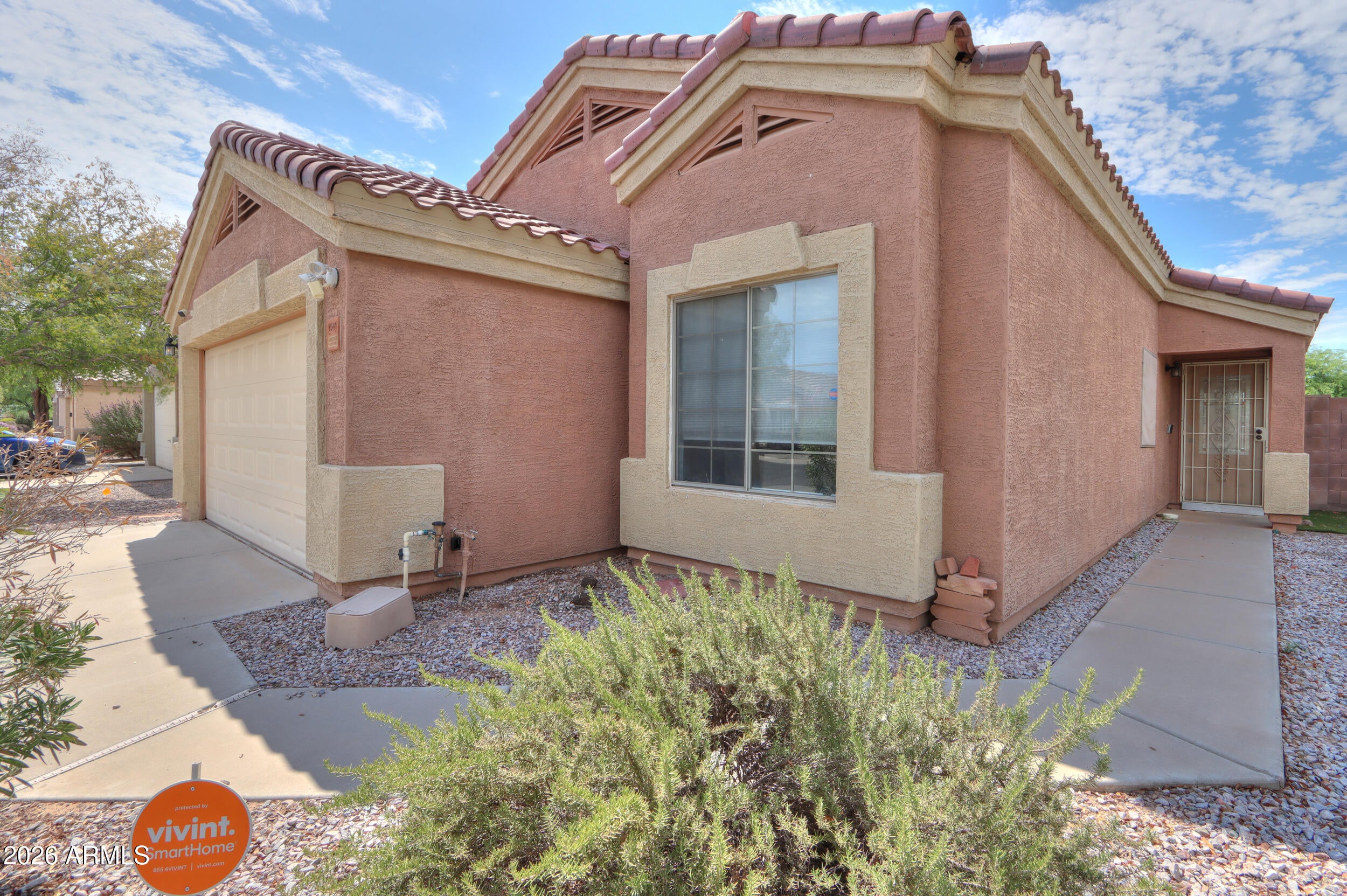 1641 E CARDINAL Drive