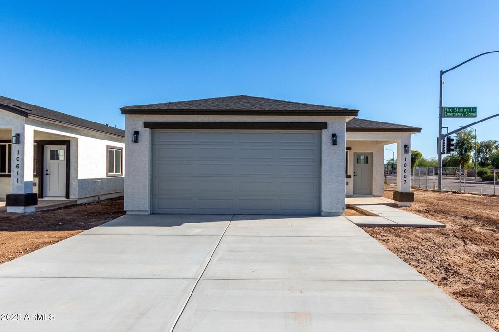 Photo of 10611 N 81st Avenue, Peoria, AZ 85345 (MLS # 6957992)