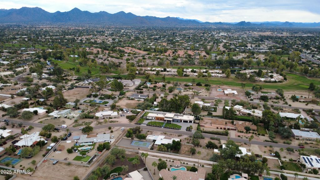 Photo of 10830 N Miller Road, Scottsdale, AZ 85260 (MLS # 6950433)