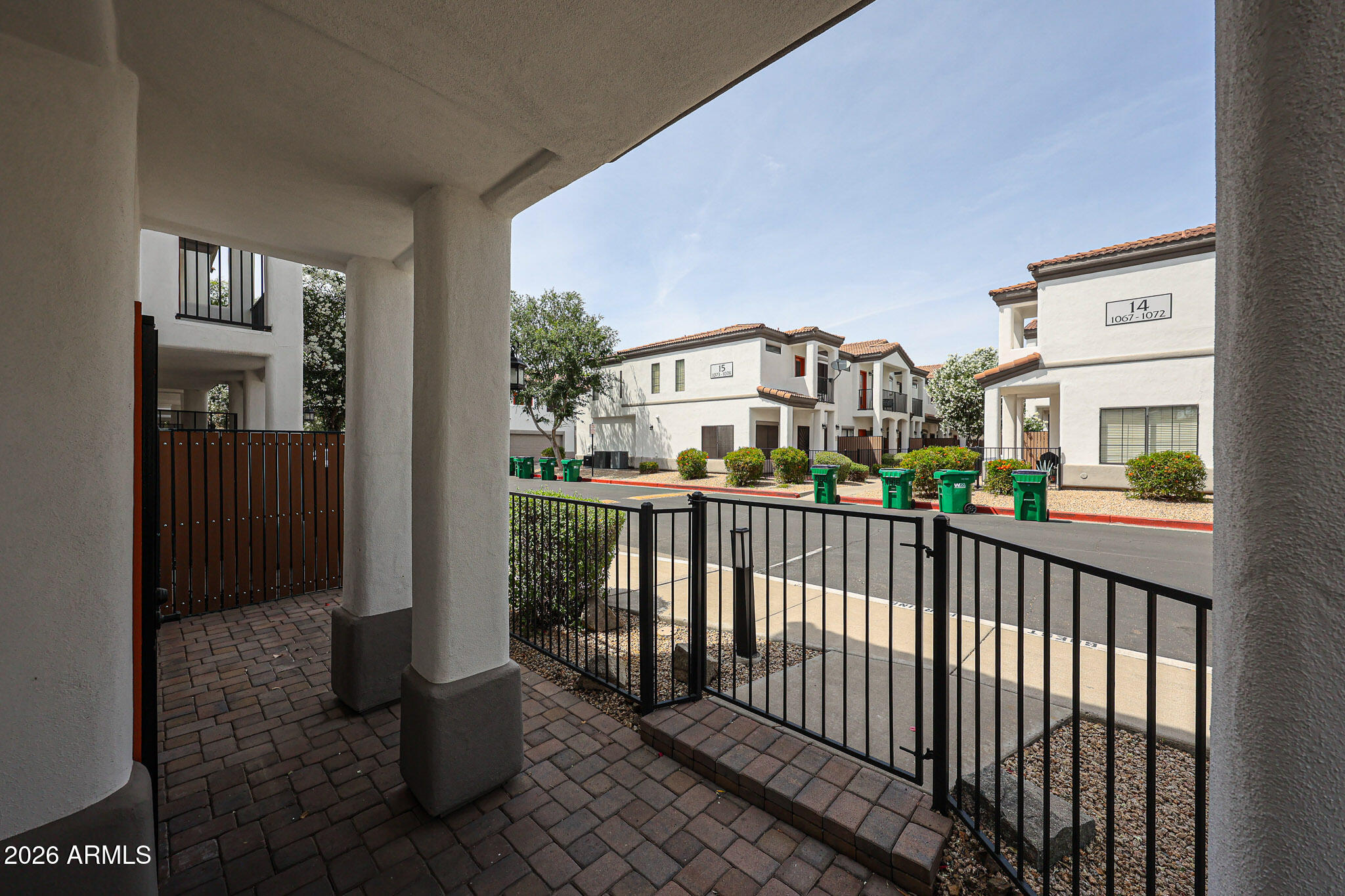 3150 E BEARDSLEY Road 1090