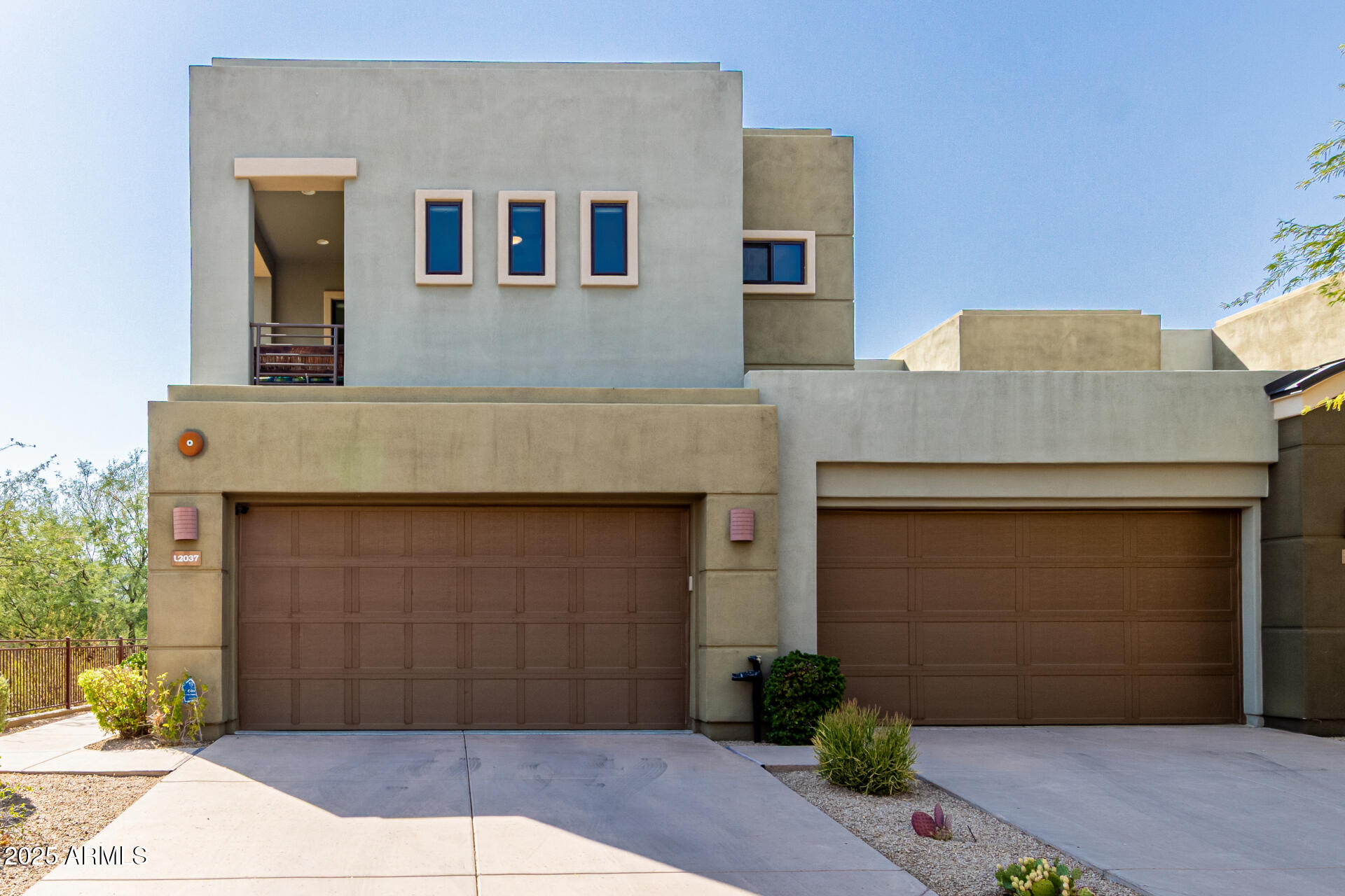 27000 N ALMA SCHOOL Parkway 2037