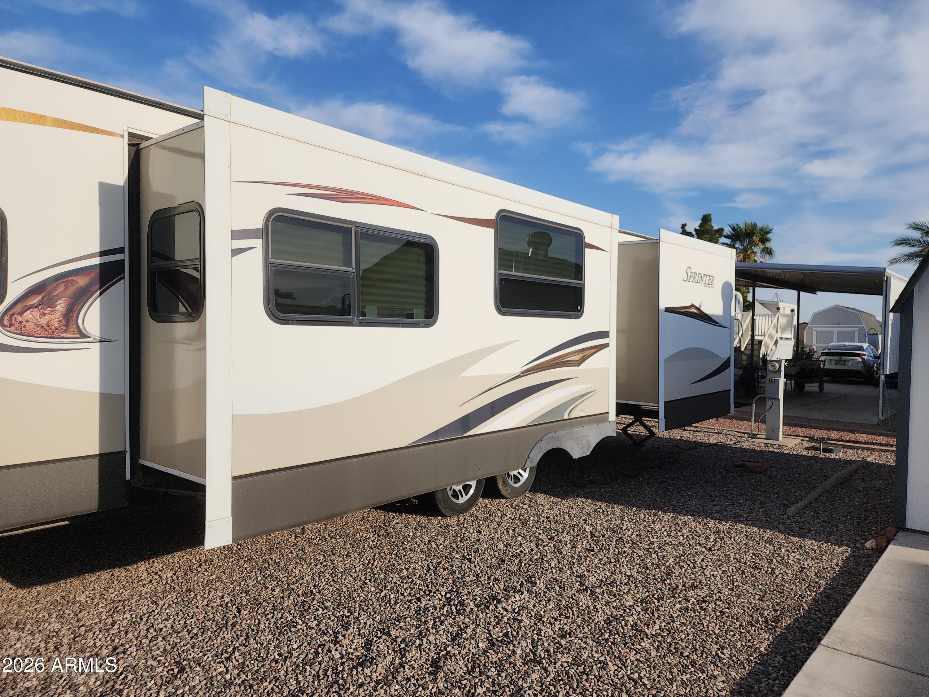 TIERRA DEL SOL RV RESORT - Land