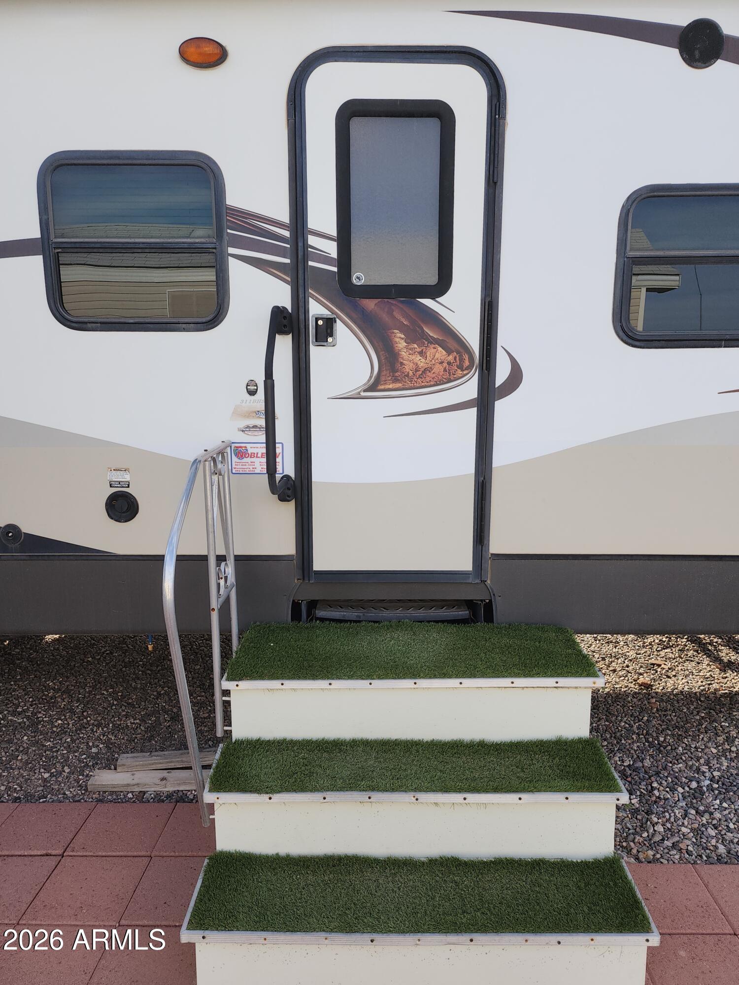 429 E PUEBLO DEL SOL -- 15