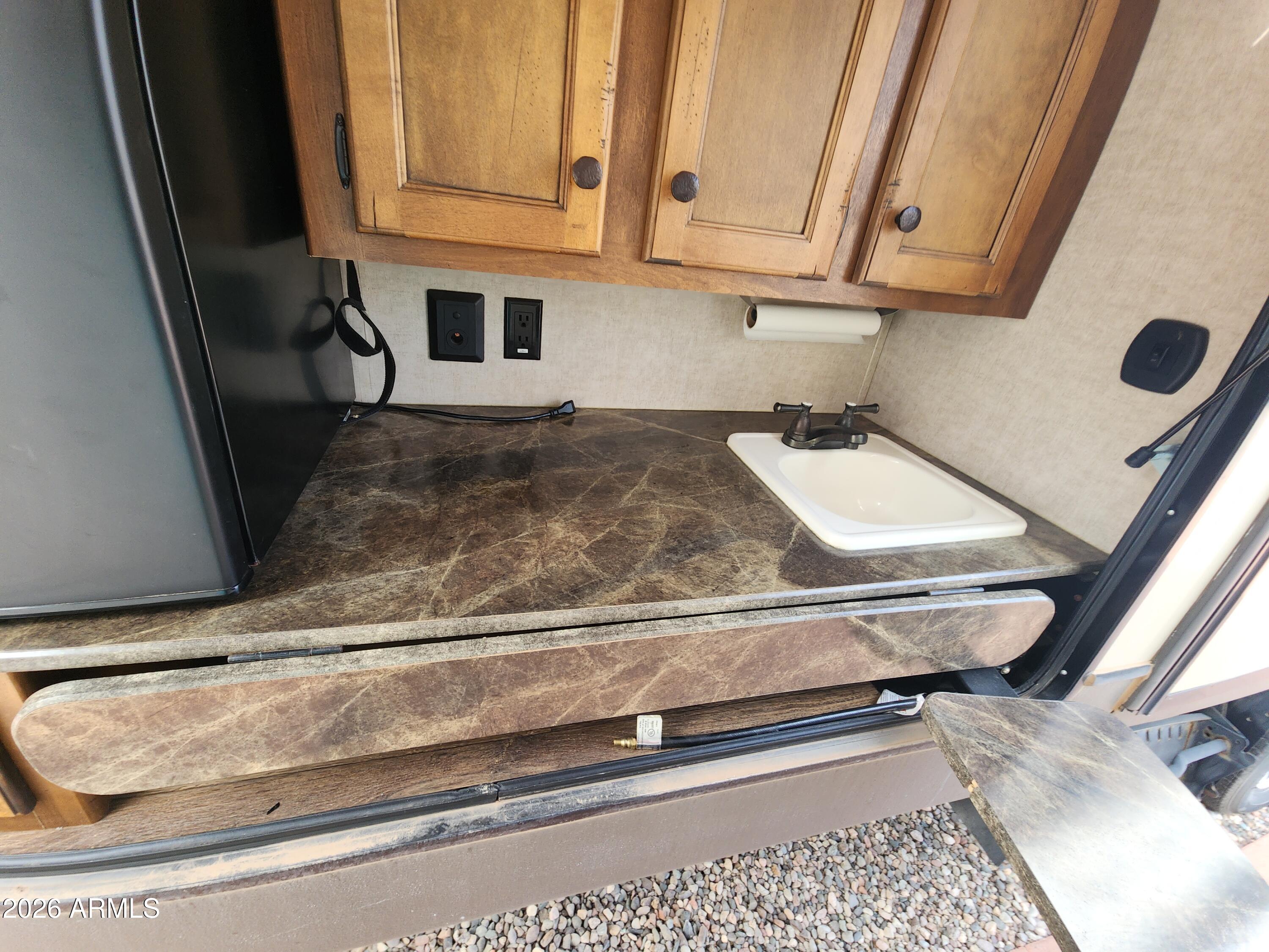TIERRA DEL SOL RV RESORT - Land