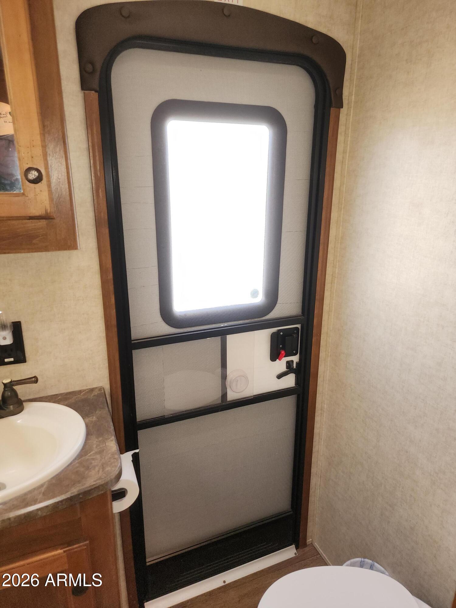 TIERRA DEL SOL RV RESORT - Land