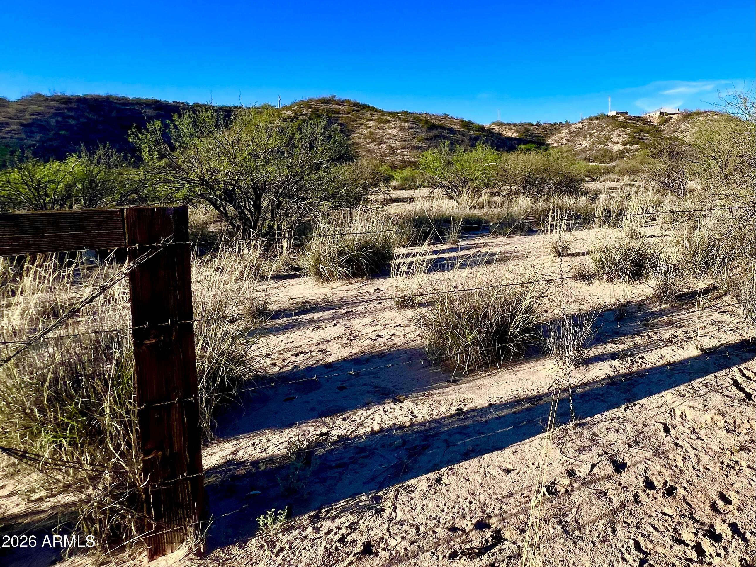 TBD N Country Way 6.88 Acres -- -