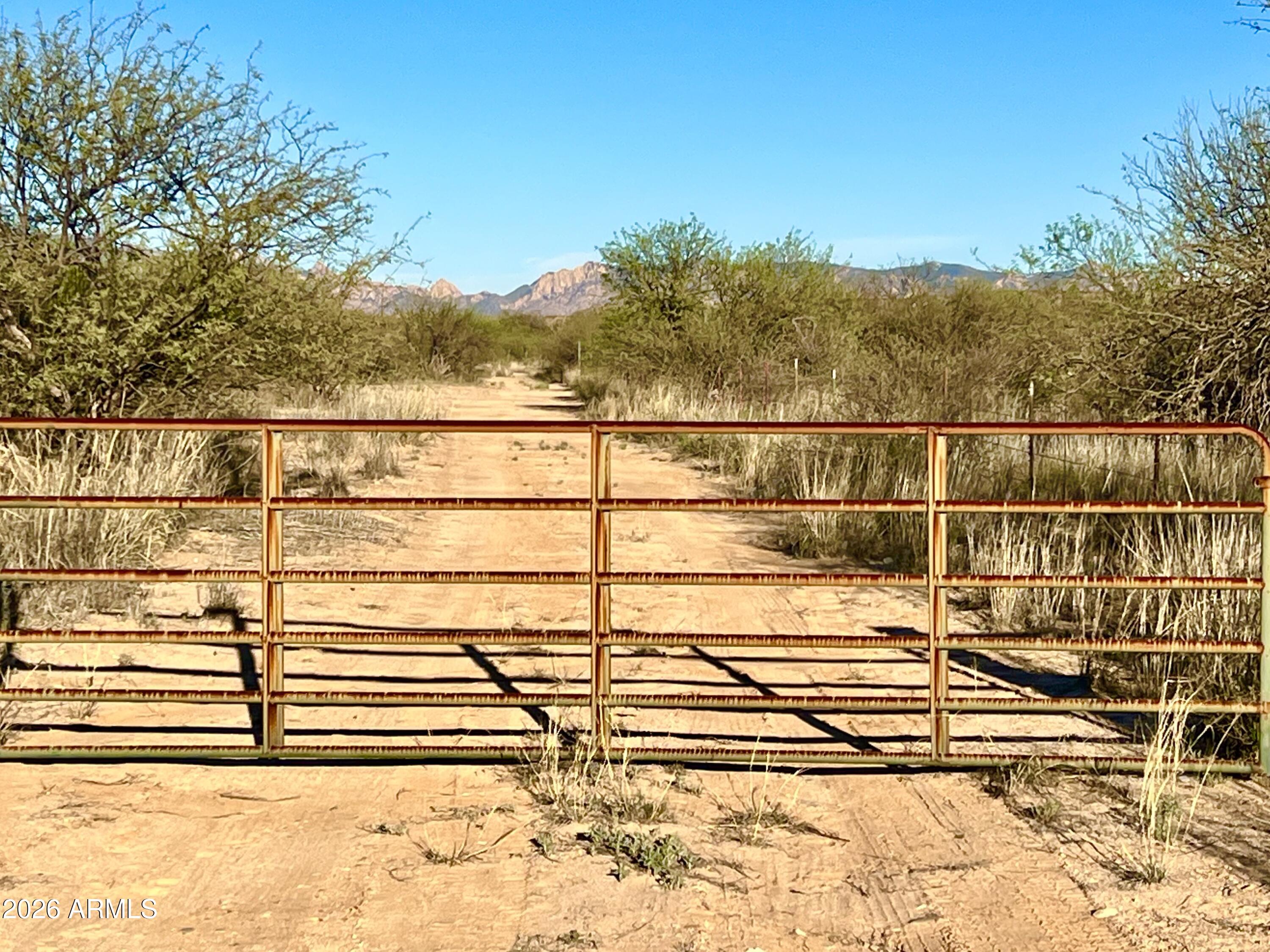 TBD N Country Way 6.88 Acres -- -