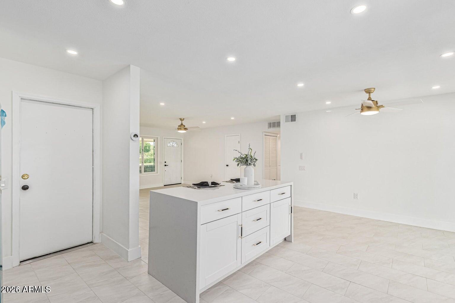 15401 N CAMEO Drive