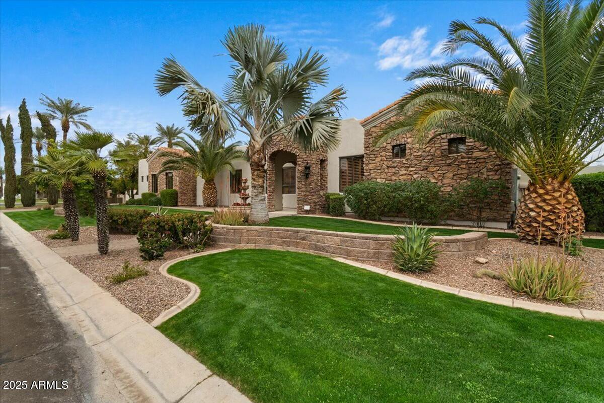 2121 N ORCHARD --