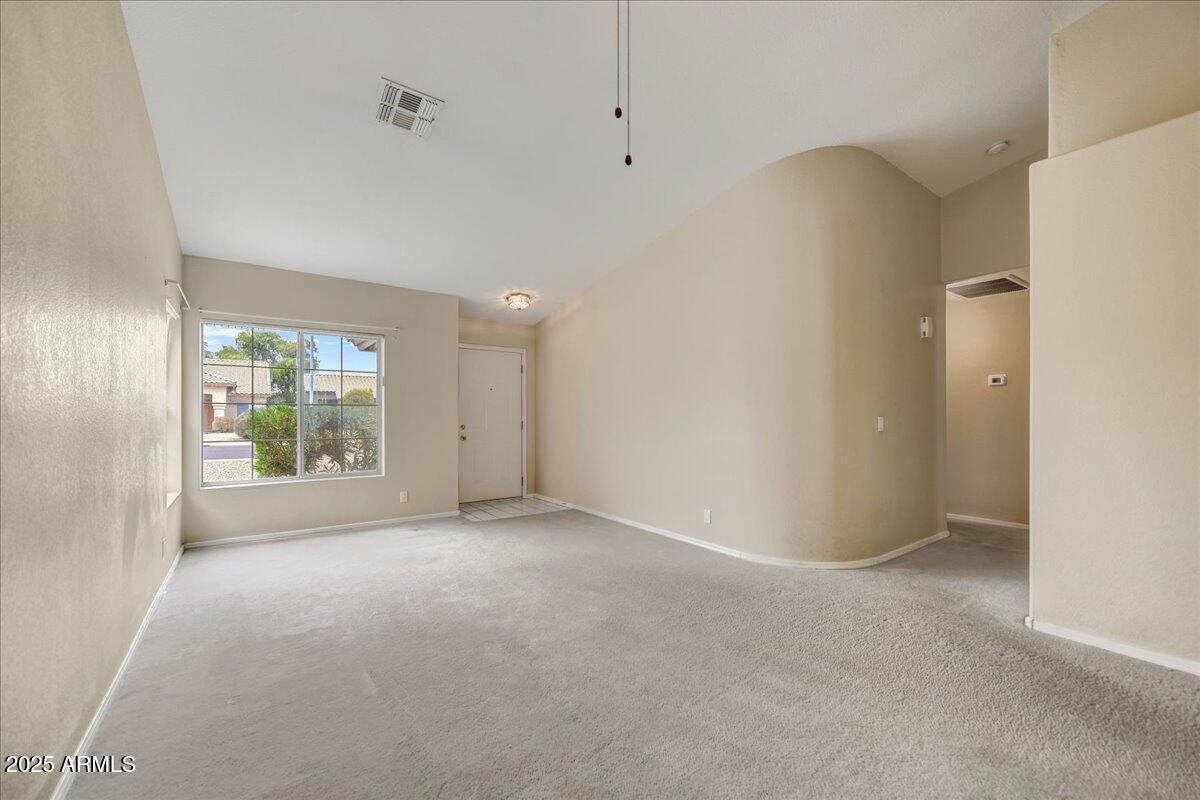 1202 E BUTLER Drive