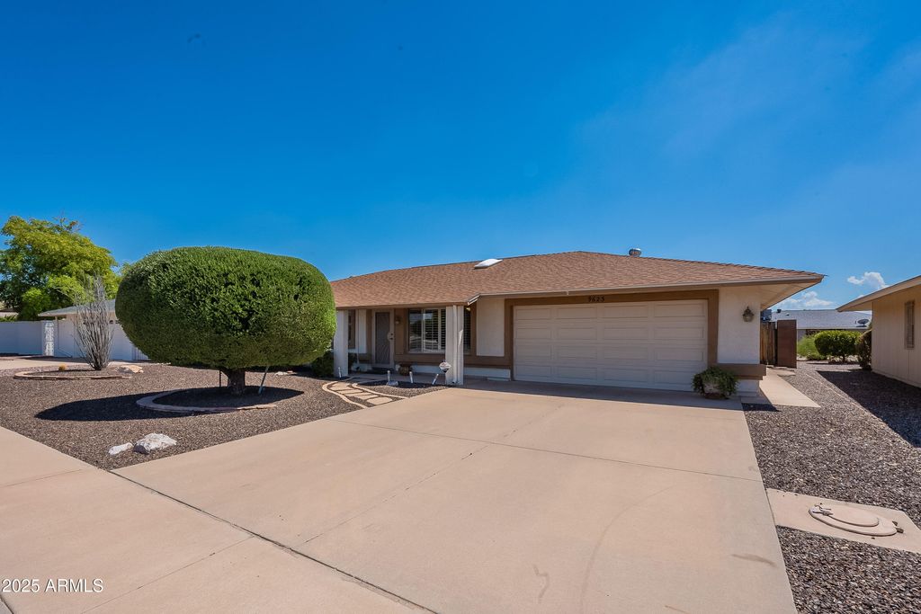 Photo of 9623 W Terrace Lane, Sun City, AZ 85373 (MLS # 6911918)