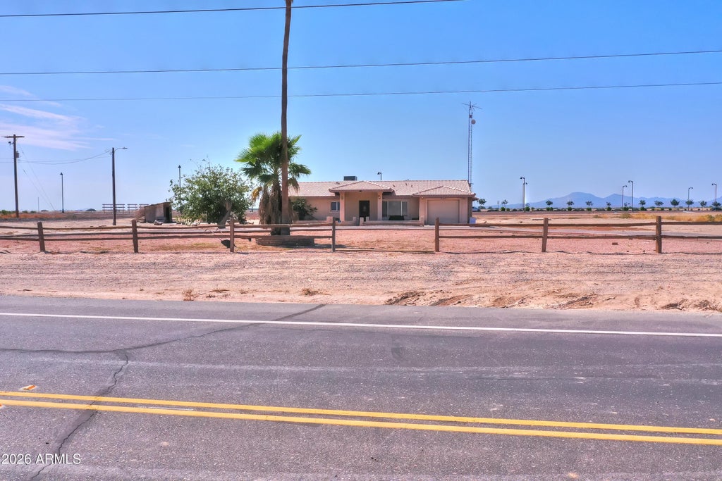 Photo of 43983 W Farrell Road, Maricopa, AZ 85138 (MLS # 7075102)