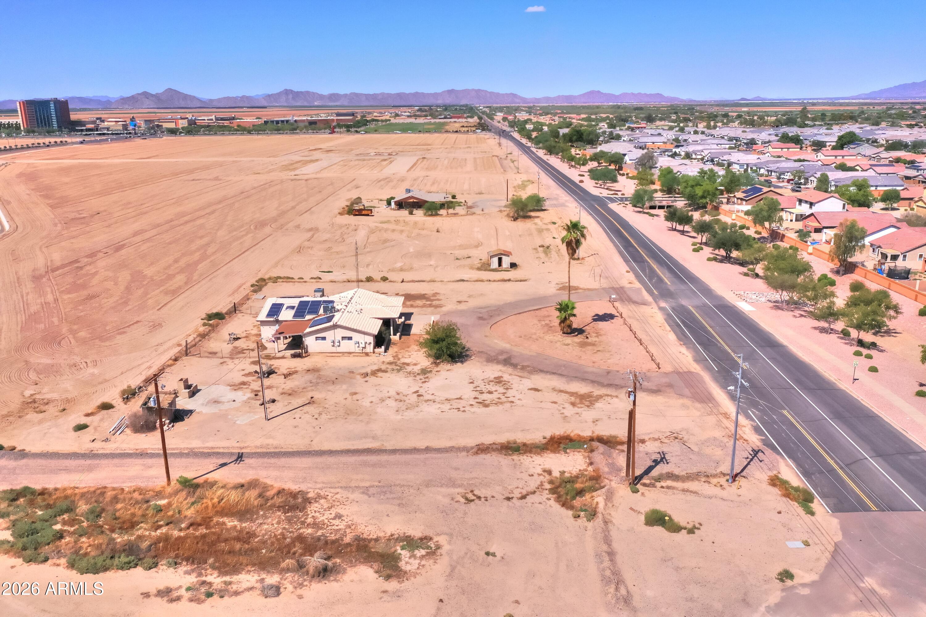 43983 W FARRELL Road