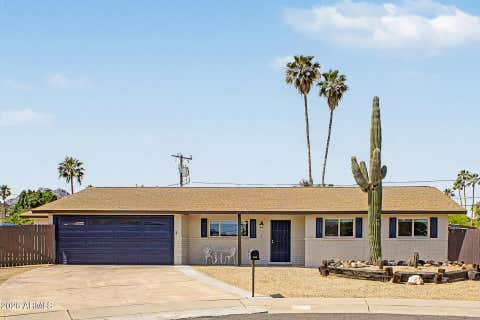 Photo of 3401 E Carol Circle, Phoenix, AZ 85028 (MLS # 7019314)
