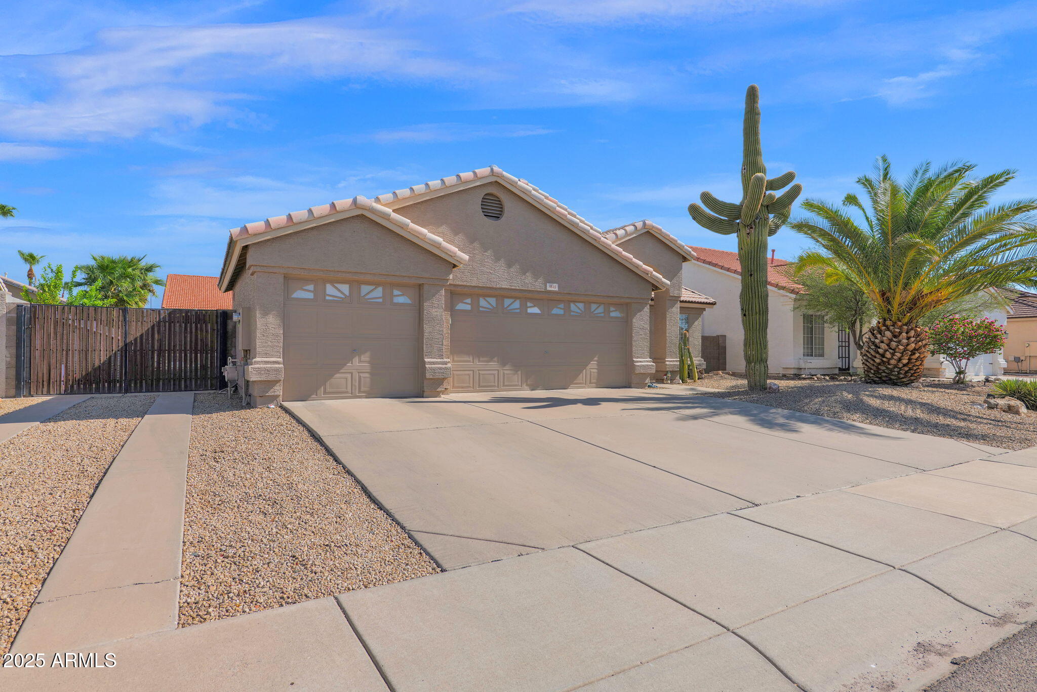 3848 W CHARLOTTE Drive